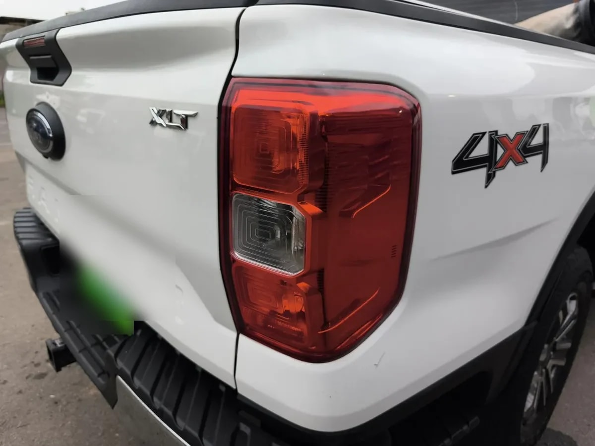 Ford Ranger 2.0 Xlt Diesel 4x4 Dob. Cab. At 4p año 2024