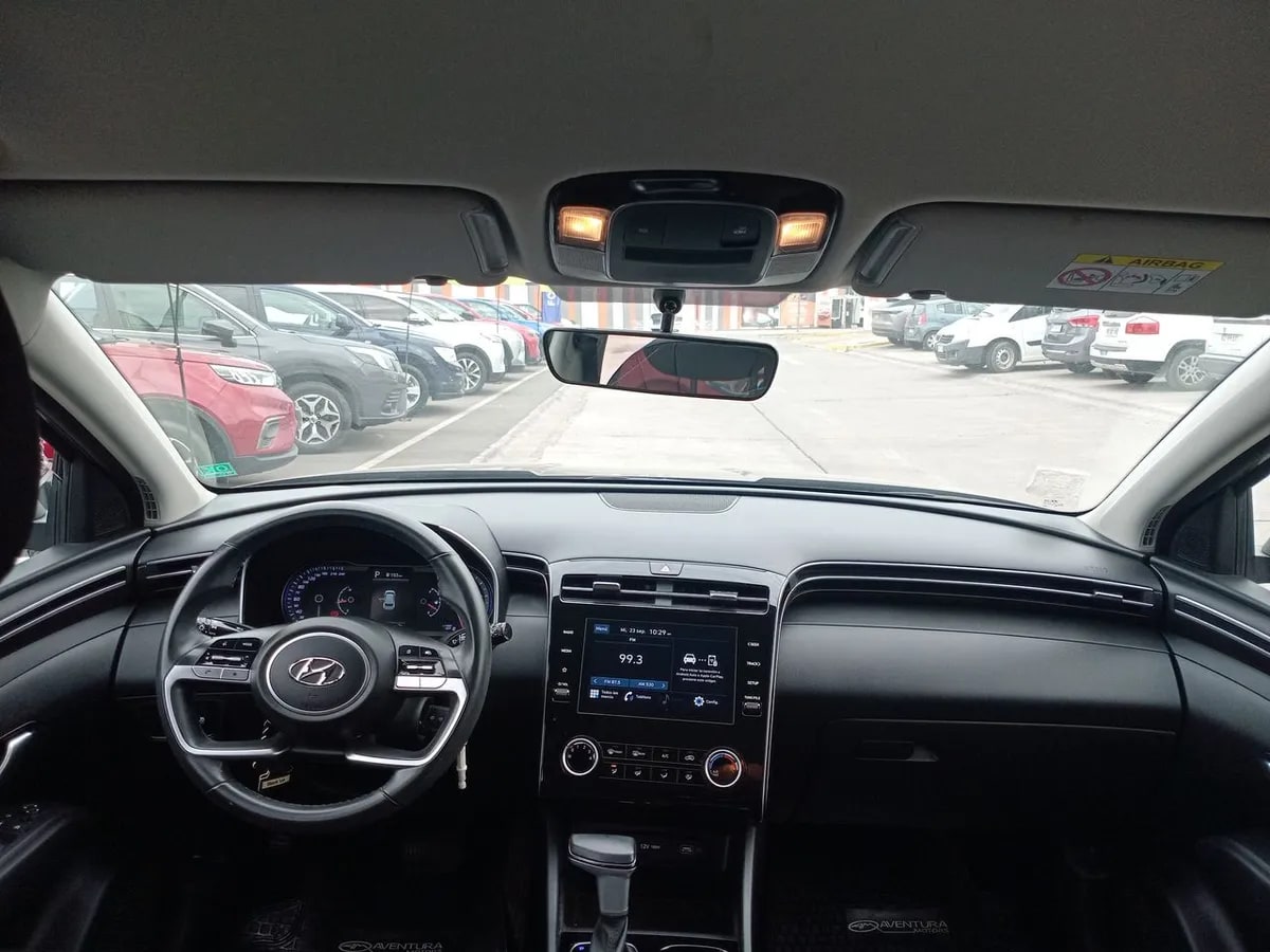 Hyundai Tucson 2.0 Nx4 Plus 2wd At 5p año 2023