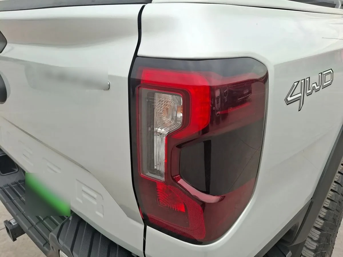 Ford Ranger 3.0 Ltd Diesel 4x4 Dob. Cab. At 4p año 2025