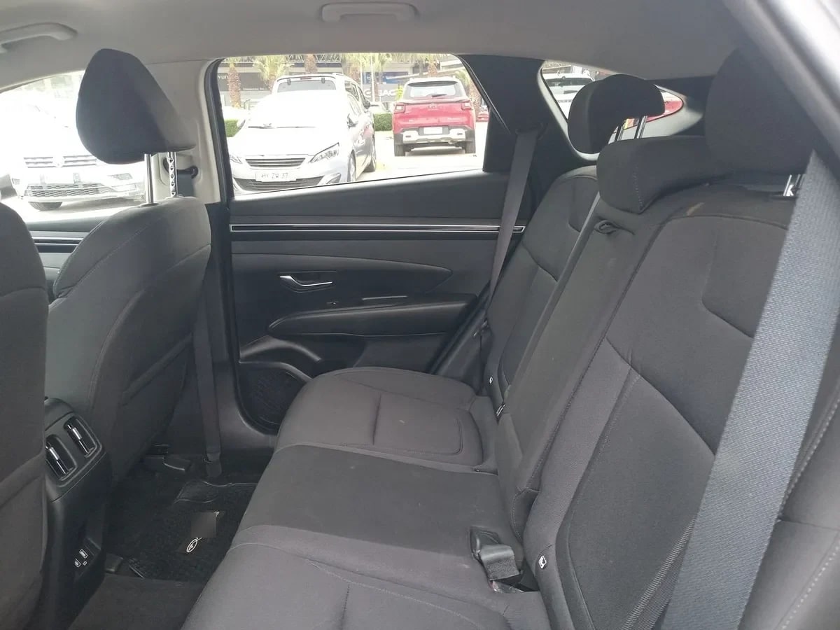 Hyundai Tucson 2.0 Nx4 Plus 2wd At 5p año 2023