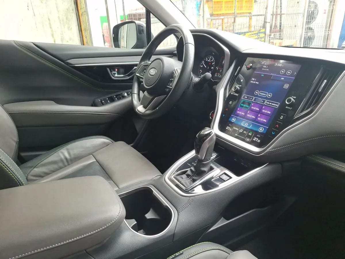 Subaru Outback 2.5i Field Edition Awd Cvt At 5p año 2022