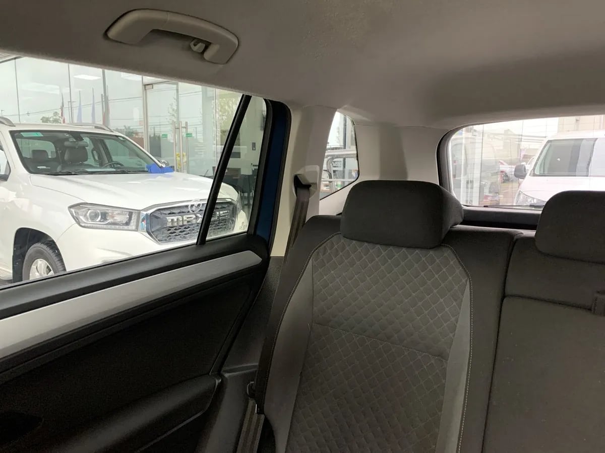 Volkswagen Tiguan 1.4 Tsi Comfortline 4x2 At 5p año 2021