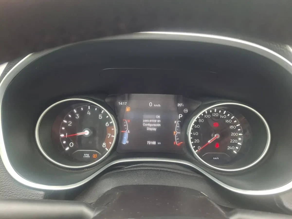 Jeep Compass 2.4 Longitude 4x2 Radio 7 At 5p año 2021