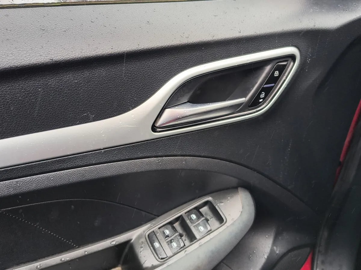 MG Mg Zs 1.5 Std 4x2 Mt 5p año 2022