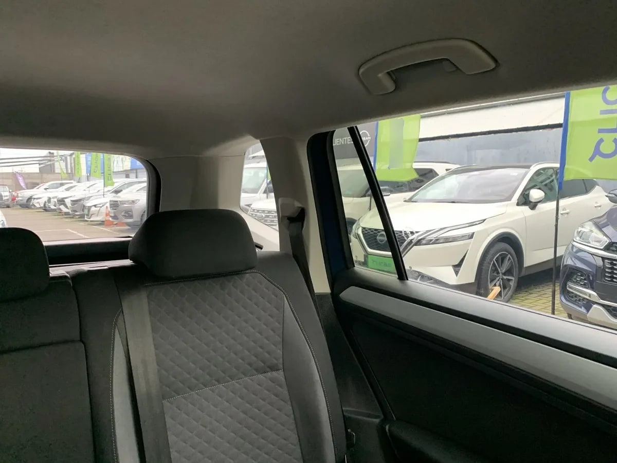 Volkswagen Tiguan 1.4 Tsi Comfortline 4x2 At 5p año 2021