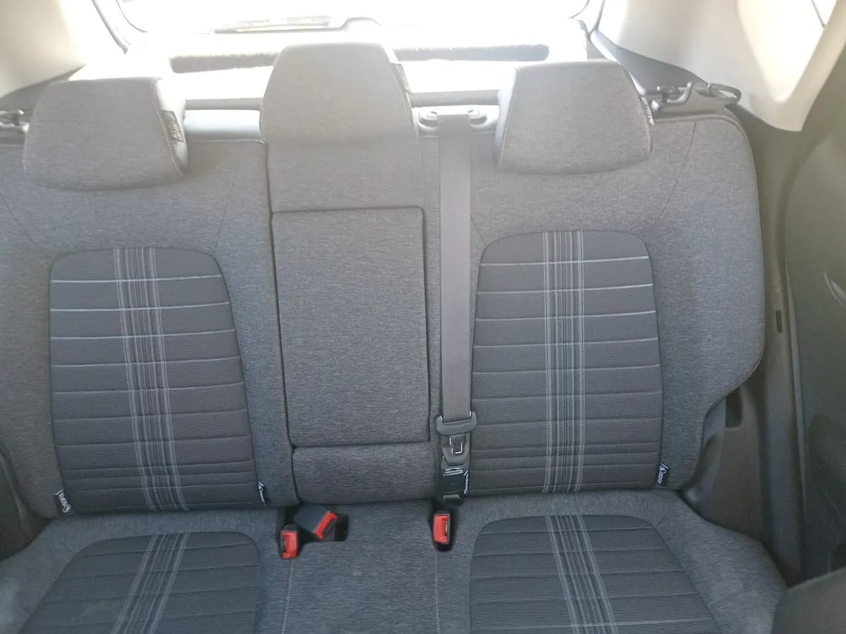 Kia Sonet 1.5 Ex 4x2 Ivt Ri At 5p año 2025