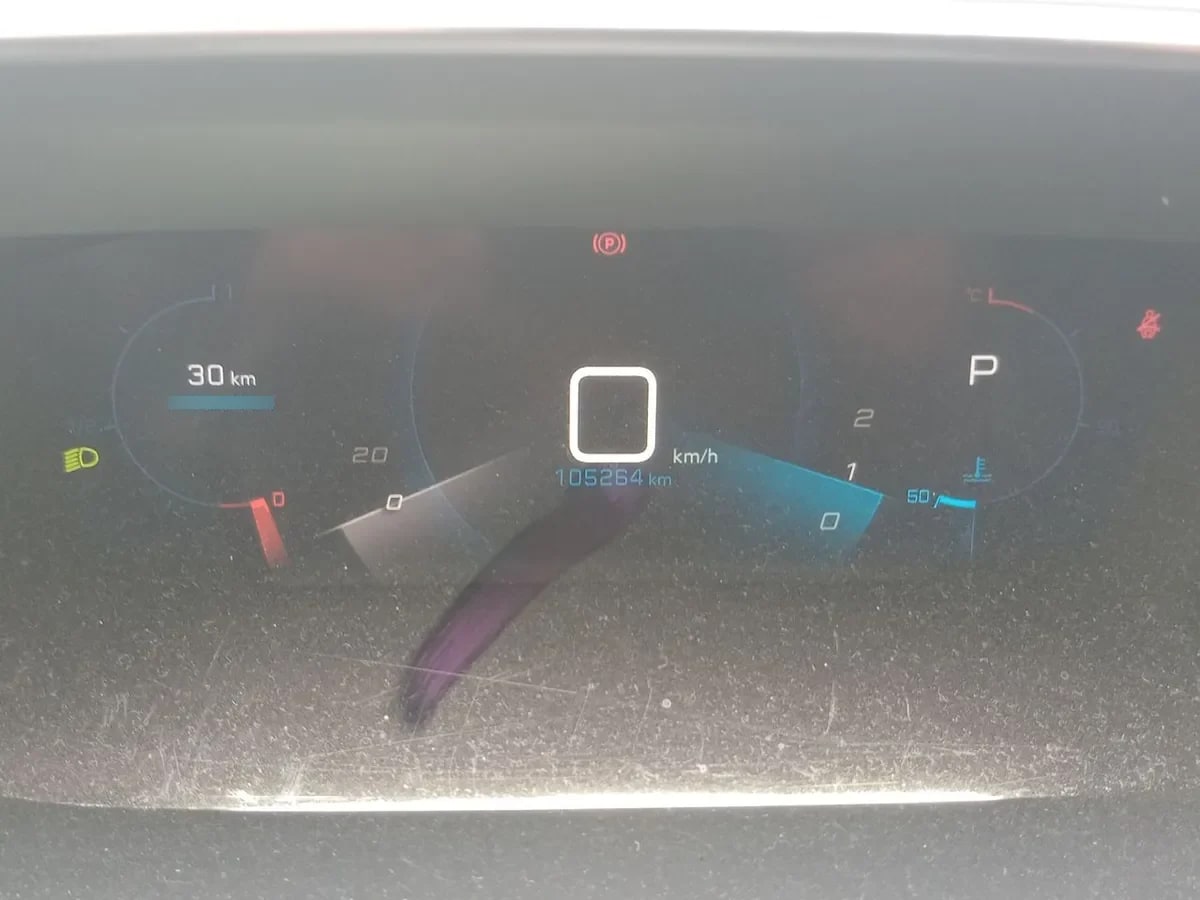 Peugeot 2008 1.2 Allure Bluehdi Diesel 4x2 130 At 5p año 2021