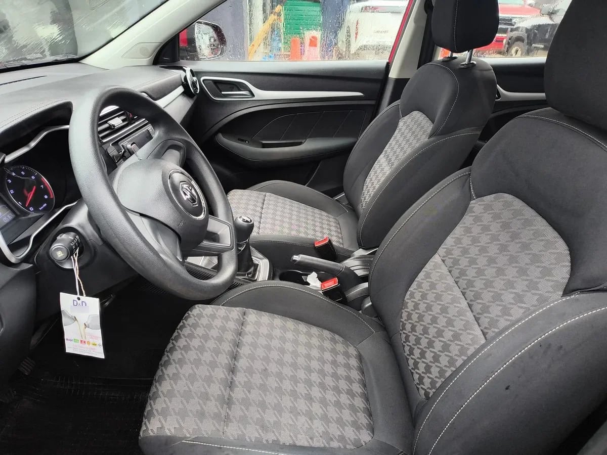 MG Mg Zs 1.5 Std 4x2 Mt 5p año 2022