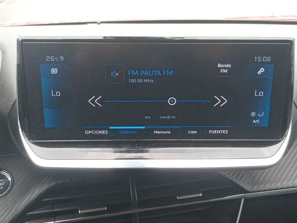 Peugeot 2008 1.2 Allure Bluehdi Diesel 4x2 130 At 5p año 2021