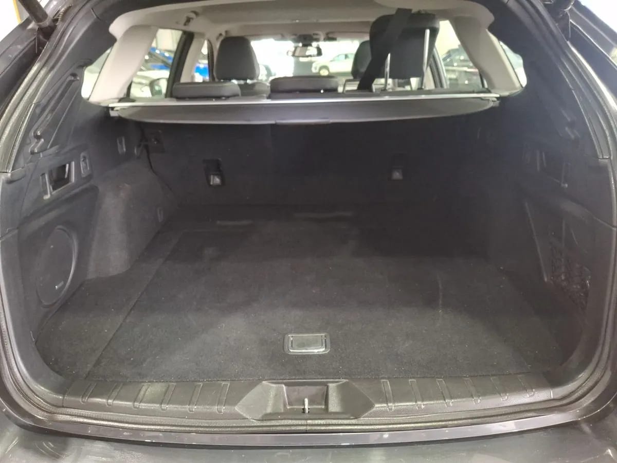 Subaru Outback 2.5i Field Edition Awd Cvt At 5p año 2022