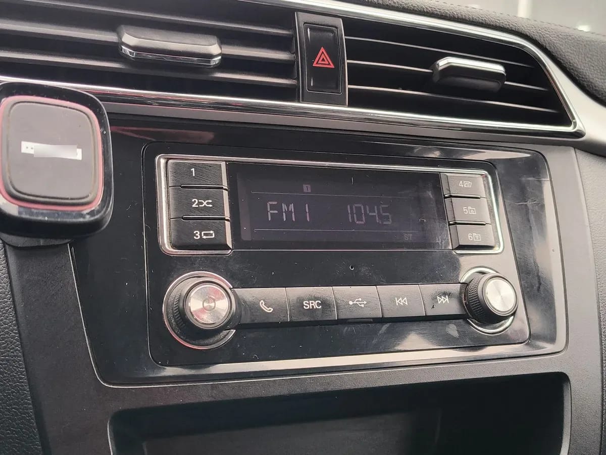 MG Mg Zs 1.5 Std 4x2 Mt 5p año 2022