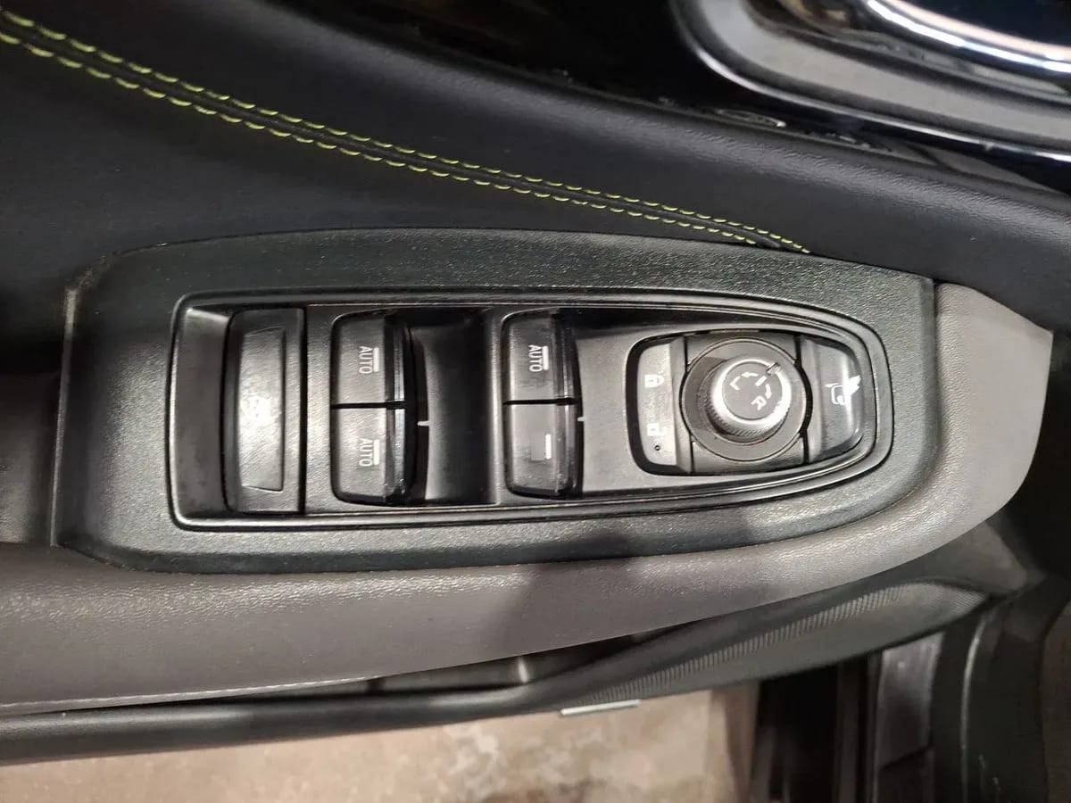 Subaru Outback 2.5i Field Edition Awd Cvt At 5p año 2022