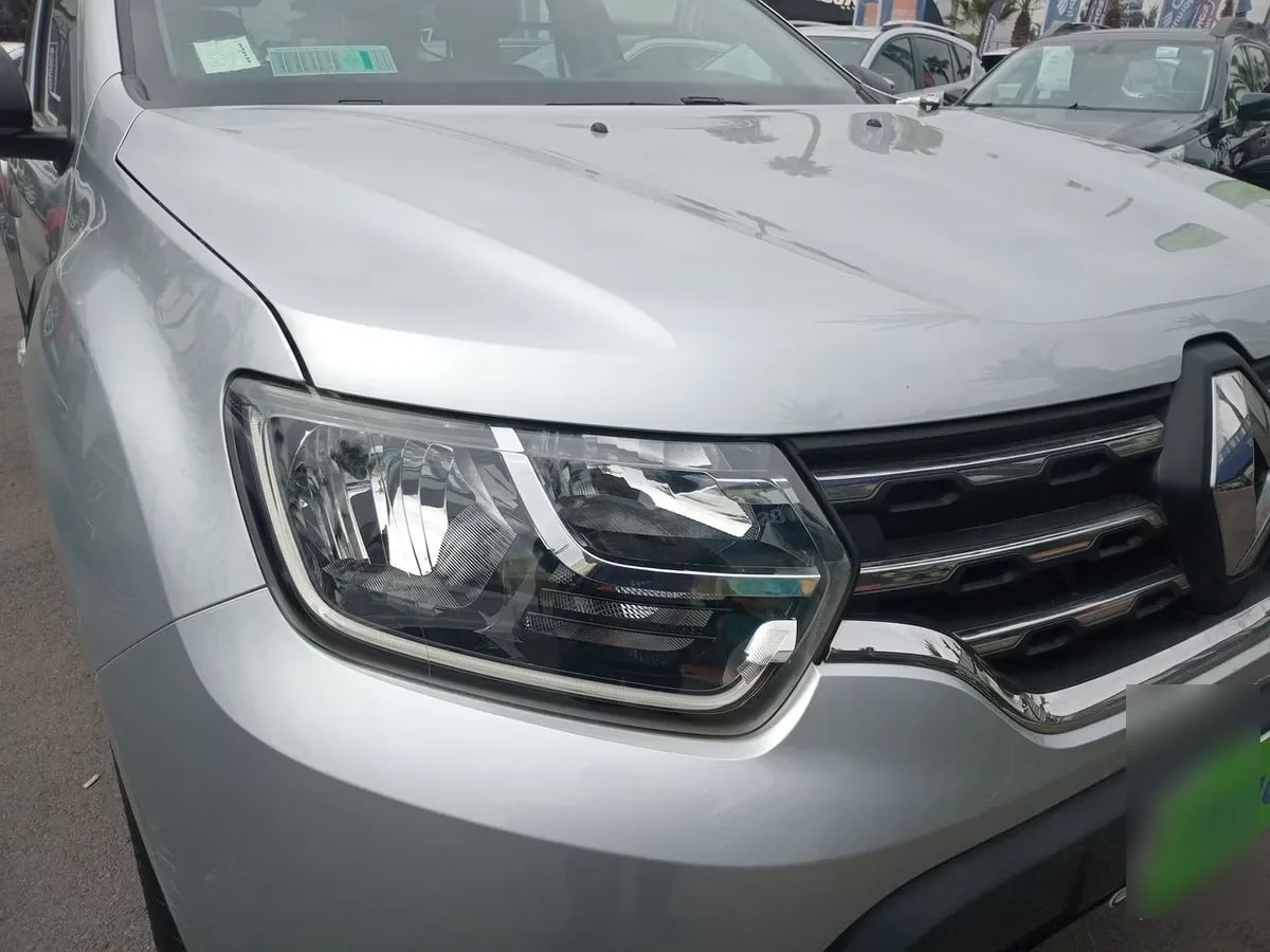 Renault Duster 1.6 Life 4x2 5mt 5p año 2021