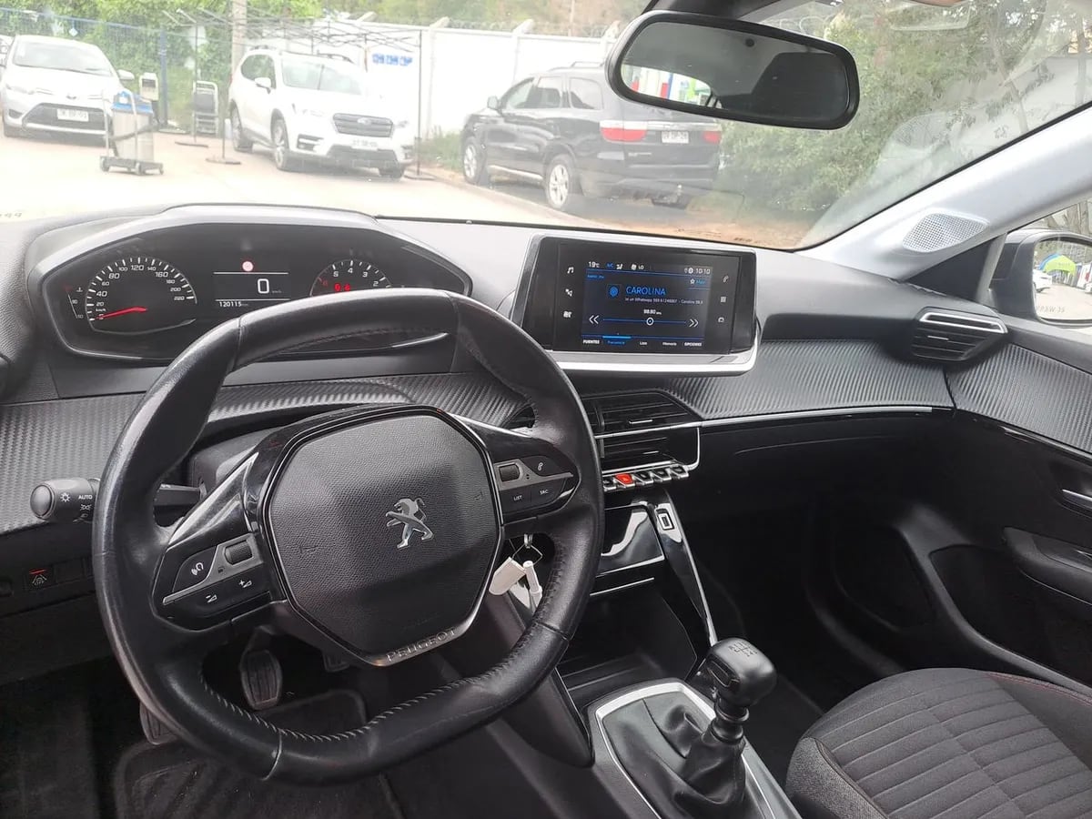 Peugeot 208 1.5 Premiere Pack Blue Hdi Diesel 4x2 100 Mt 5p año 2021