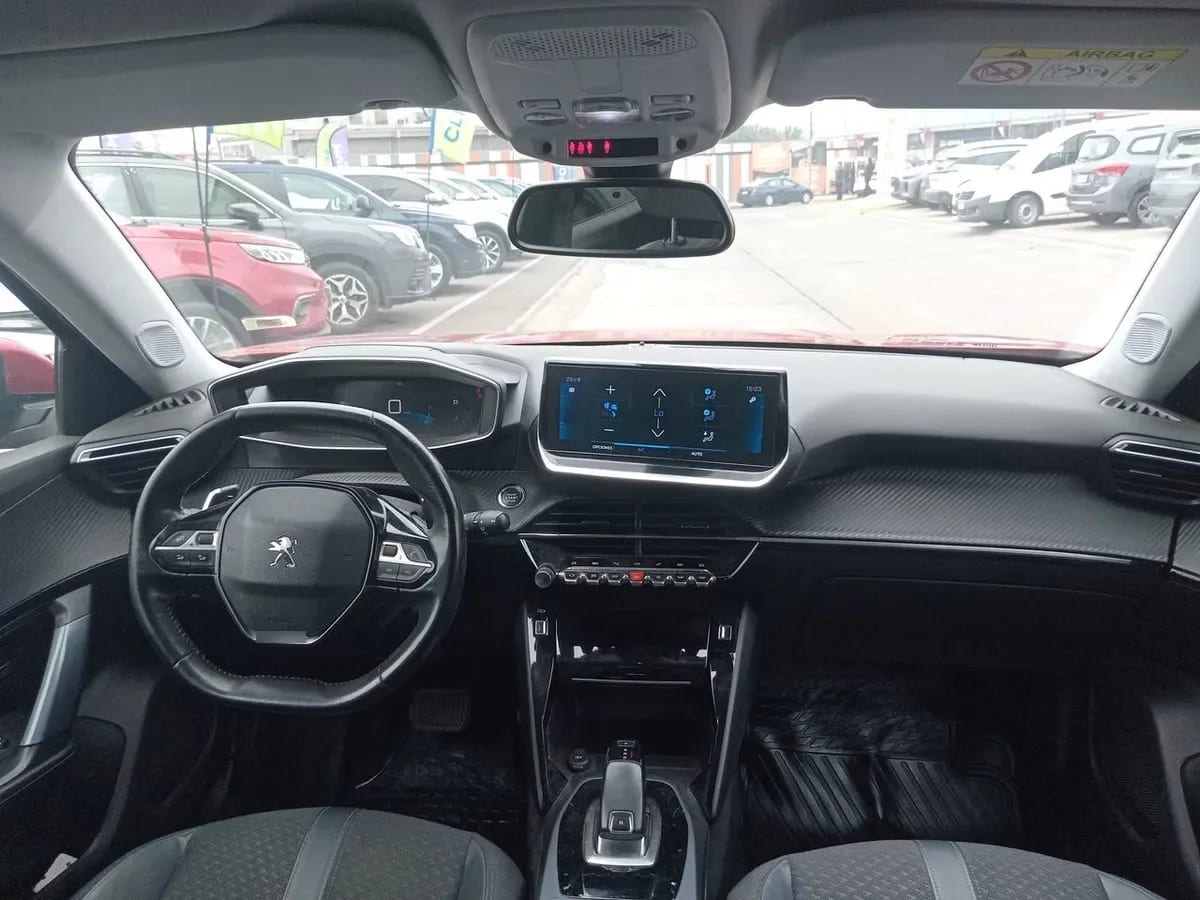 Peugeot 2008 1.2 Allure Bluehdi Diesel 4x2 130 At 5p año 2021