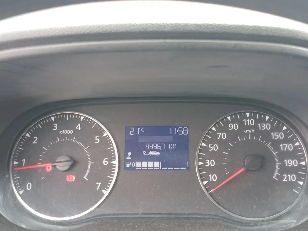 Renault Duster 1.6 Life 4x2 5mt 5p año 2021