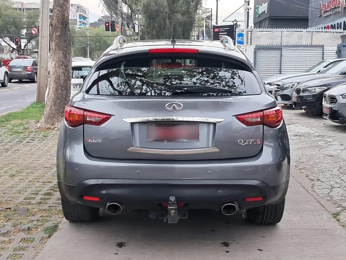 INFINITI QX70 3.7 At año 2015