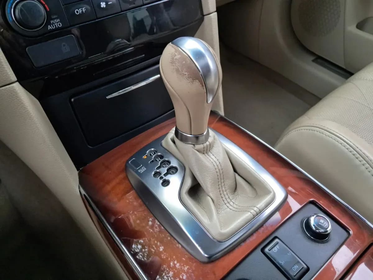 INFINITI QX70 3.7 At año 2015
