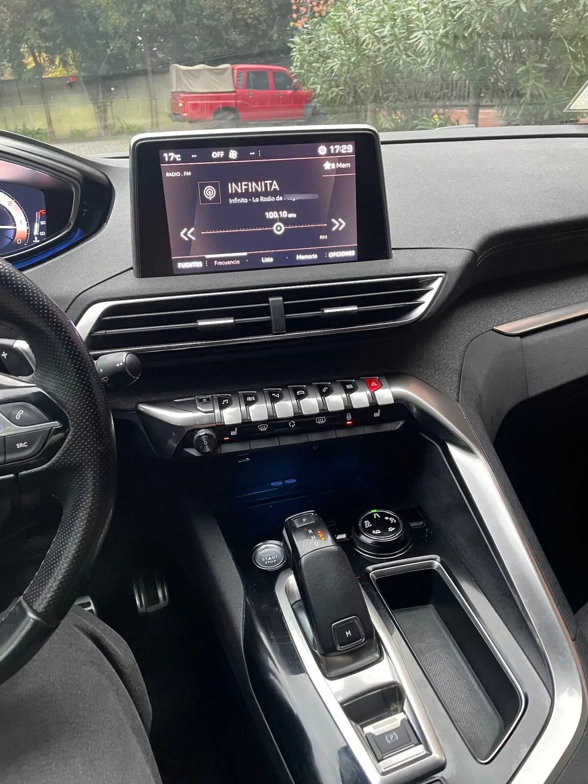 PEUGEOT 5008 1.5 Active Bluehdi 130 At Diesel año 2020