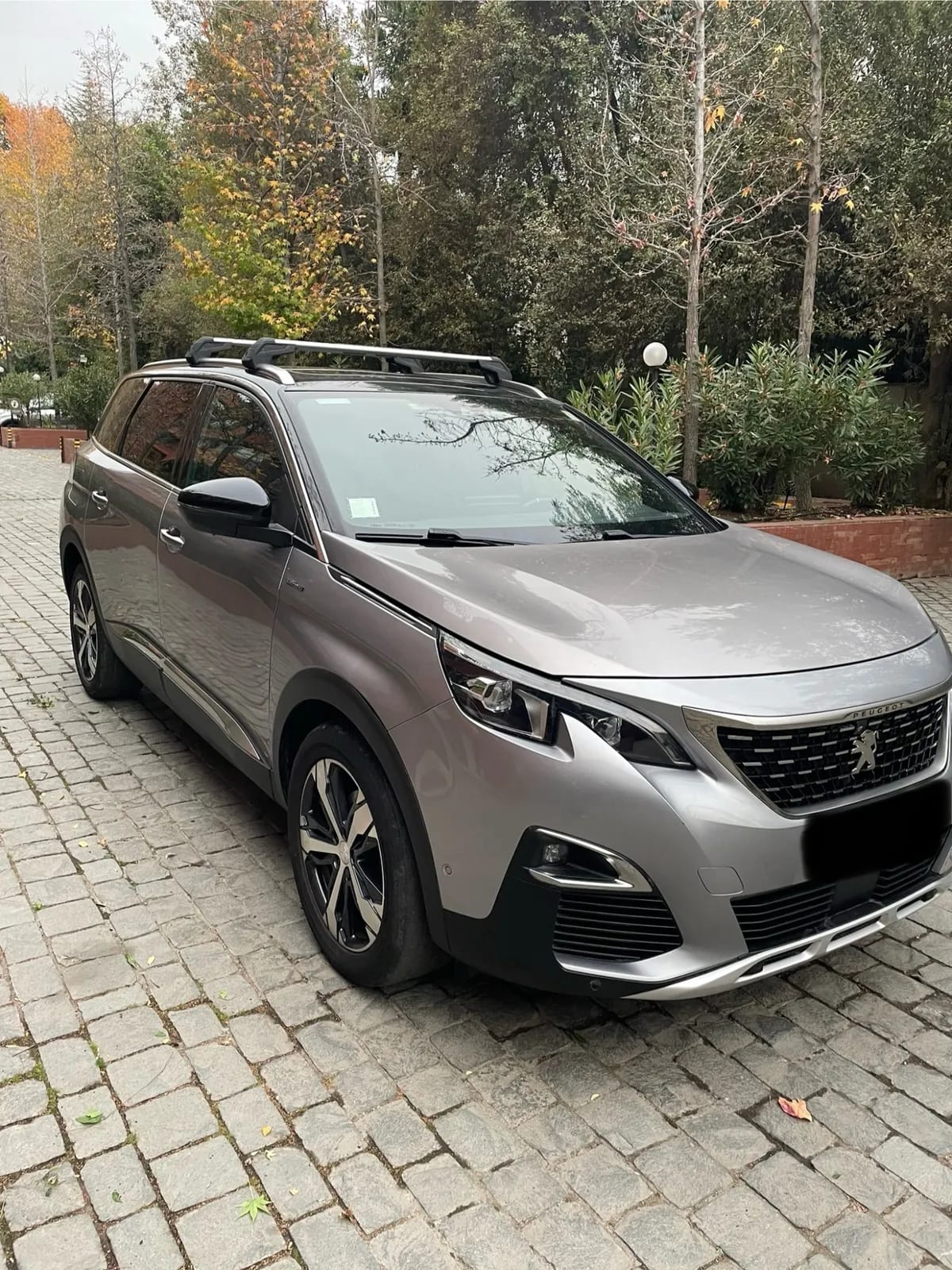 PEUGEOT 5008 1.5 Active Bluehdi 130 At Diesel año 2020