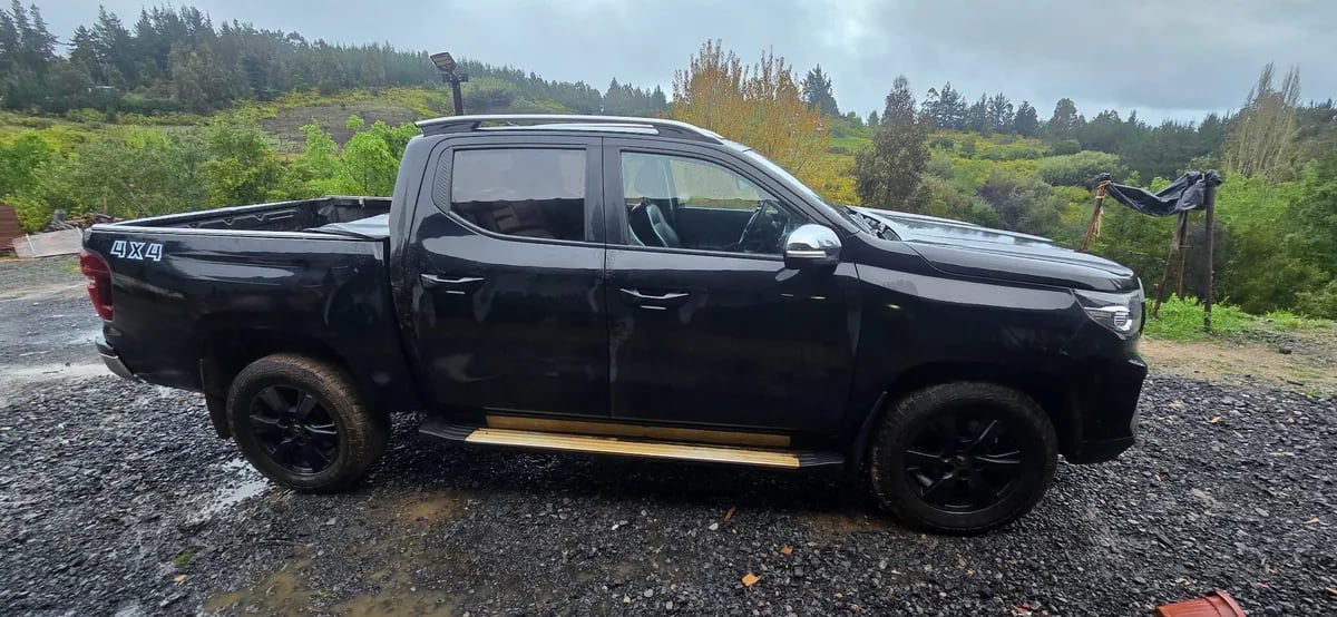 CHANGAN HUNTER 2.0 Comfort Mt 4x4 Diesel año 2023