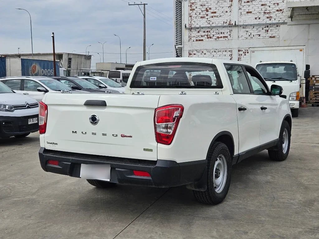 Ssangyong Grand Musso Grand Musso 2.2 4x2 Mt Full-Ql610 año 2023
