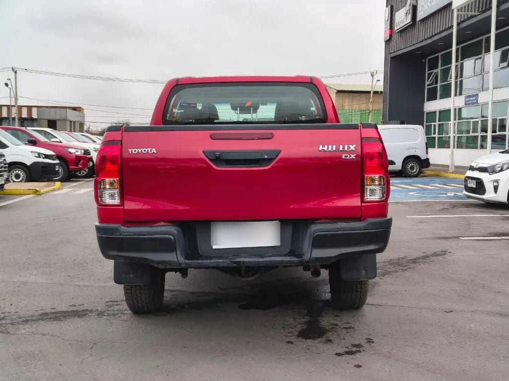 Toyota Hilux Dc 4x4 2.4 D Dx Mt año 2024