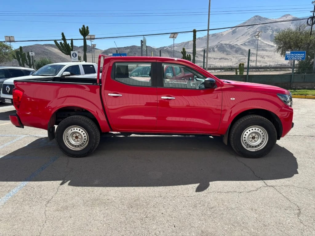 Nissan Navara Dc 4x4 2.3 Tdi Se año 2023