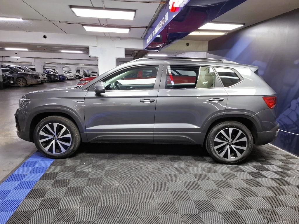Volkswagen Taos Taos 1.4 Tsi At Comfortline año 2025