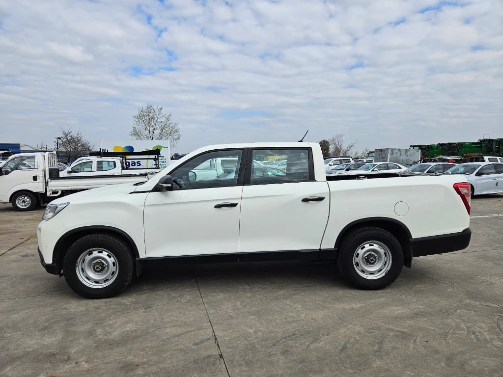 Ssangyong Grand Musso Grand Musso 2.2 4x2 Mt Full-Ql610 año 2023