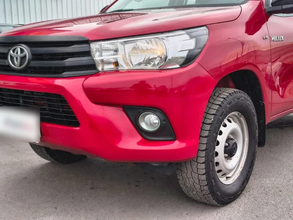 Toyota Hilux Dc 4x4 2.4 D Dx Mt año 2023