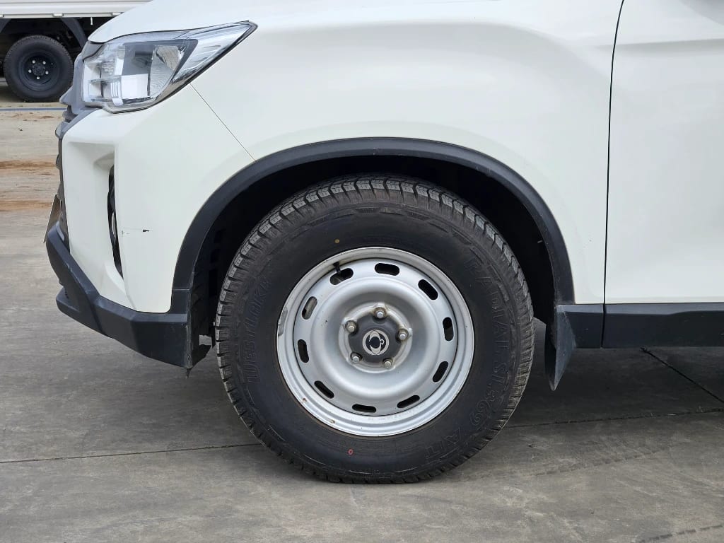 Ssangyong Grand Musso Grand Musso 2.2 4x2 Mt Full-Ql610 año 2023