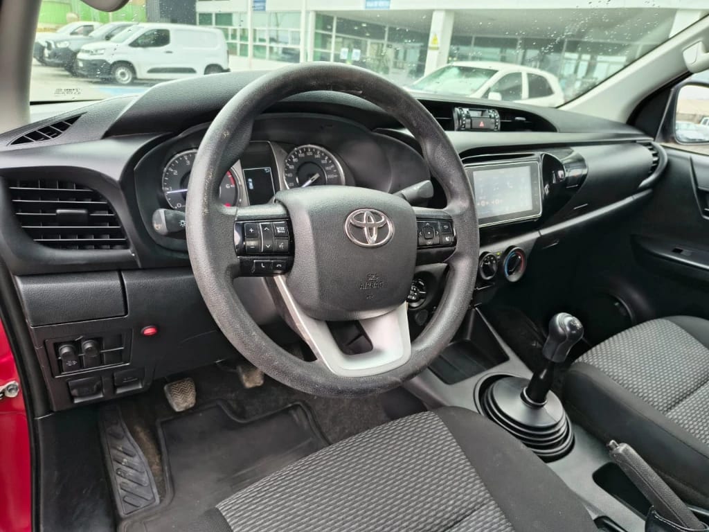 Toyota Hilux Dc 4x4 2.4 D Dx Mt año 2024