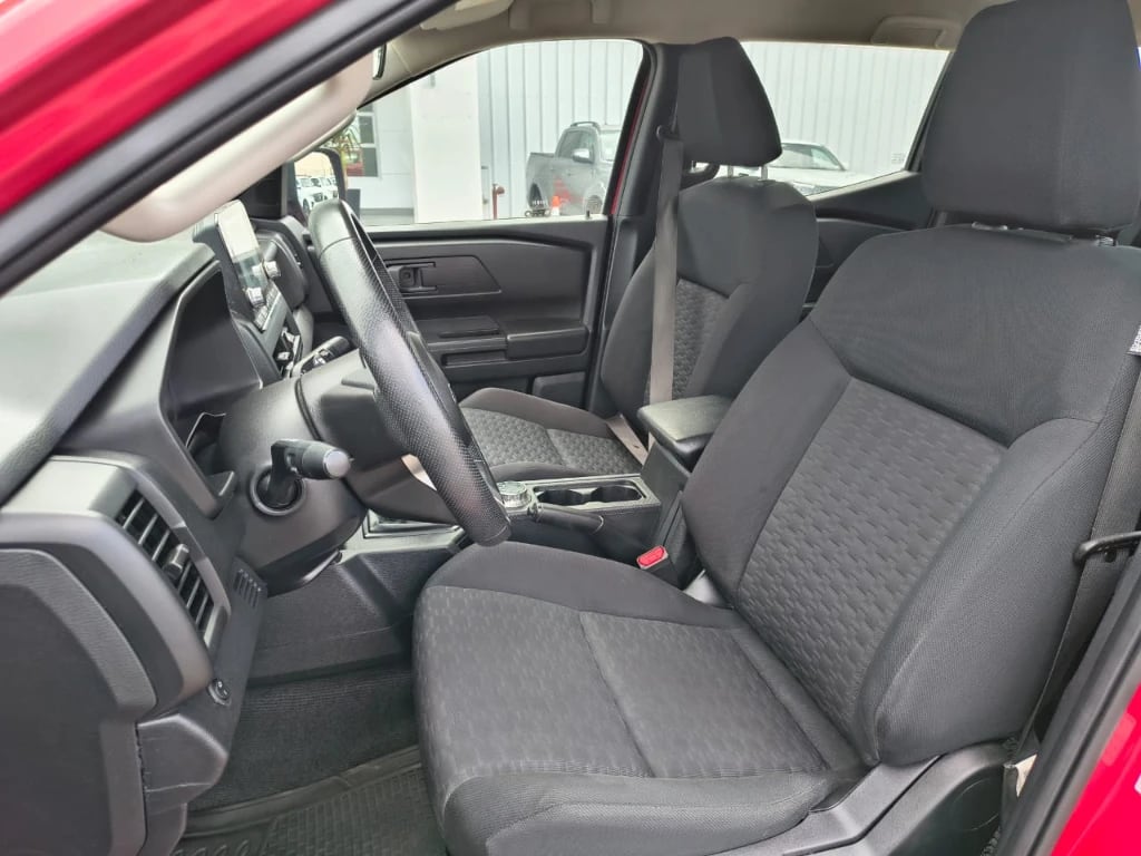 Mitsubishi L200 Katana D/c 2.4 Tdi Mt Xrt 4x4 año 2024