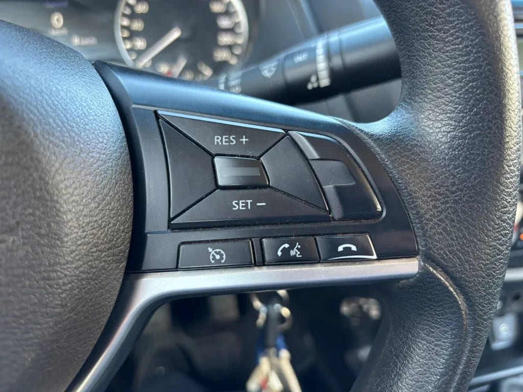 Nissan Navara Dc 4x4 2.3 Tdi Se año 2023
