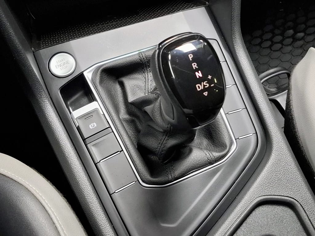 Volkswagen Taos Taos 1.4 Tsi At Comfortline año 2025