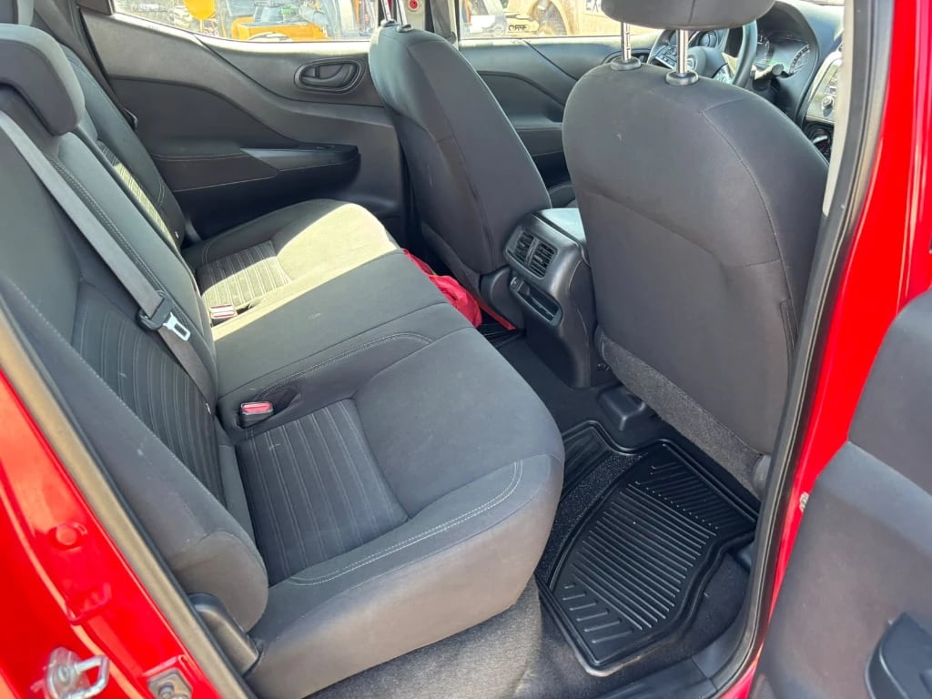 Nissan Navara Dc 4x4 2.3 Tdi Se año 2023