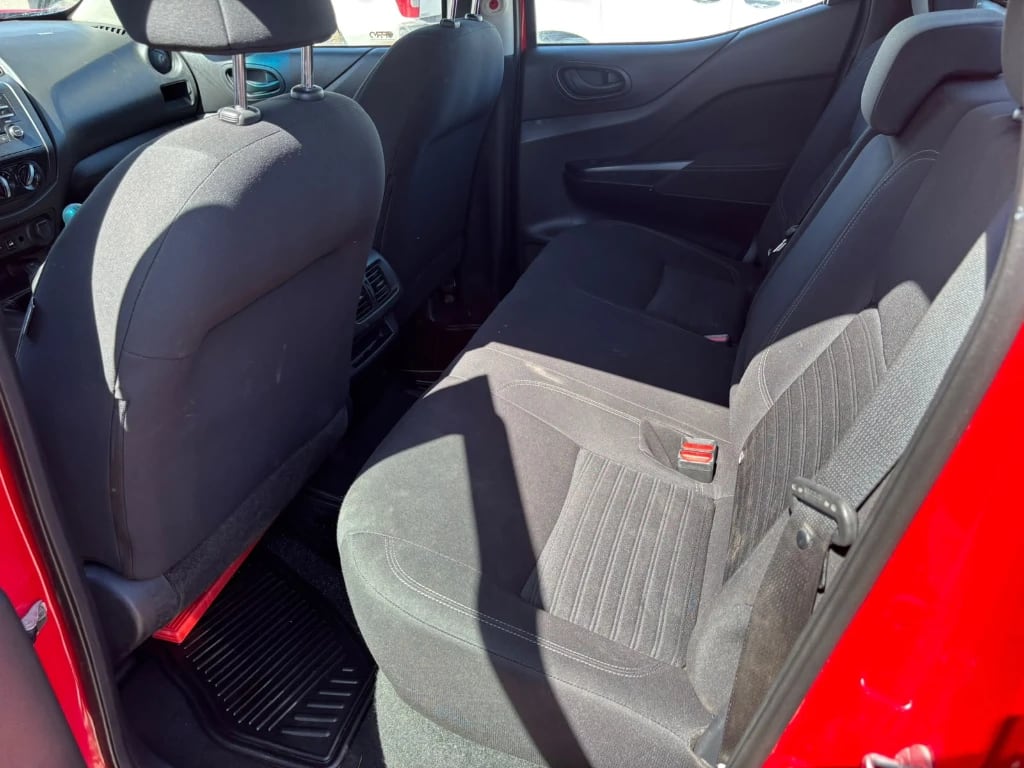 Nissan Navara Dc 4x4 2.3 Tdi Se año 2023