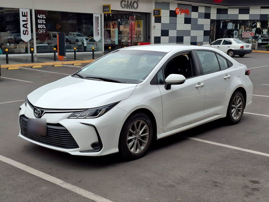 Toyota Corolla Sd 1.6 año 2022