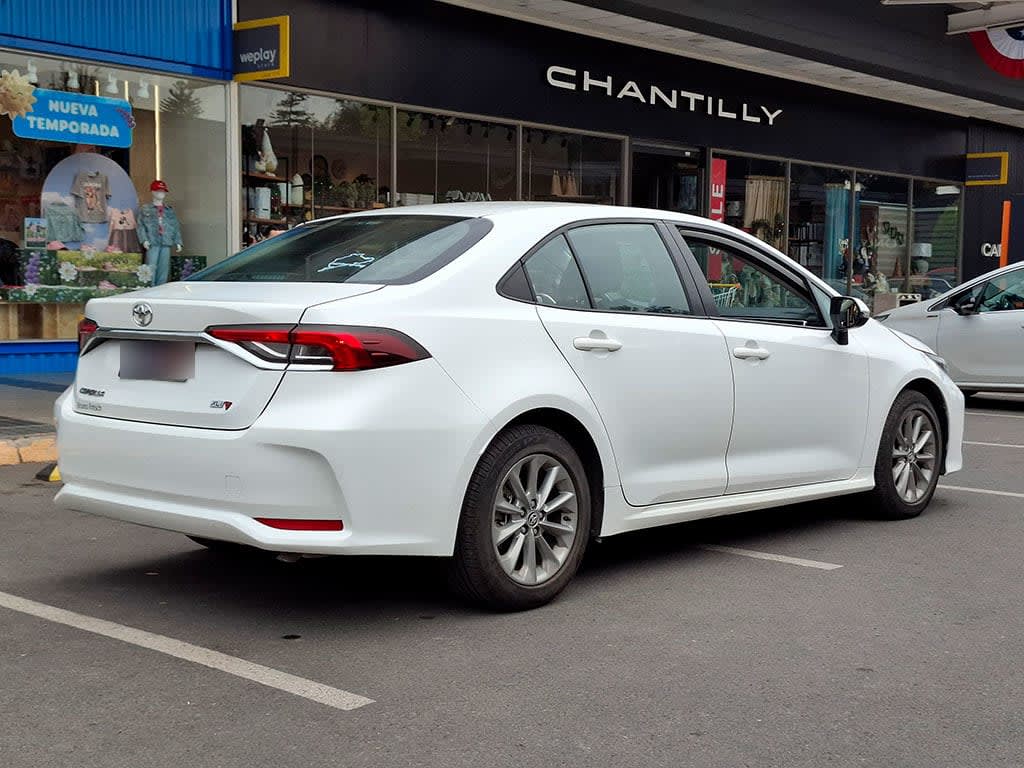 Toyota Corolla Sd 1.6 año 2022