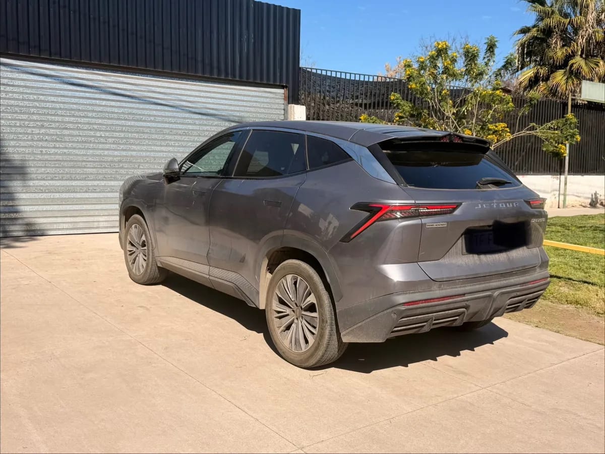 JETOUR DASHING 1.5 Lux Mt año 2024