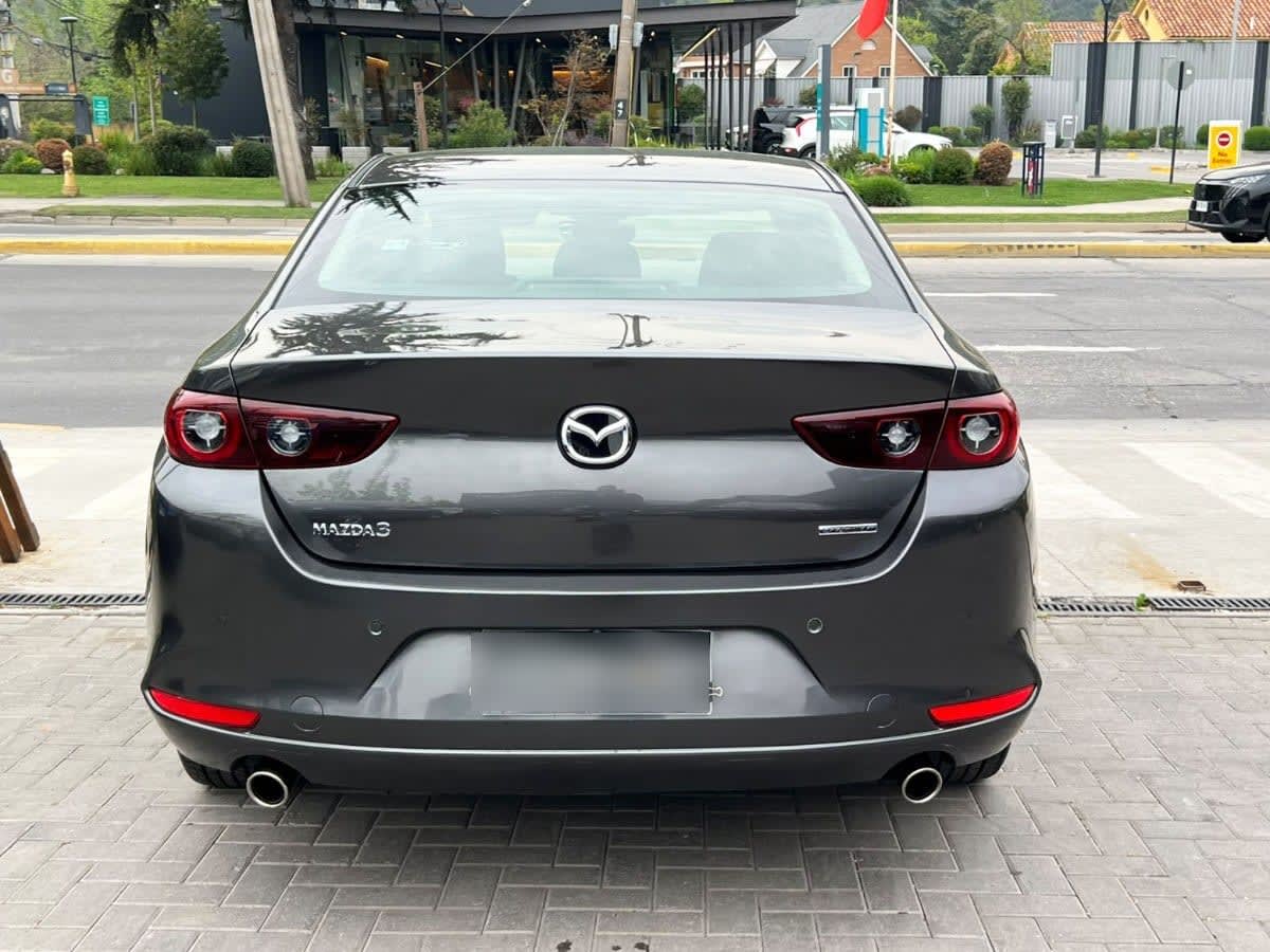 Mazda Mazda 3 Sedan 2.0 At año 2023