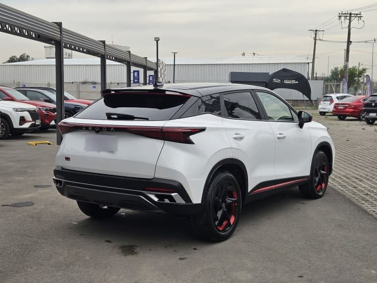Omoda C5 1.6 T Prestige At año 2025