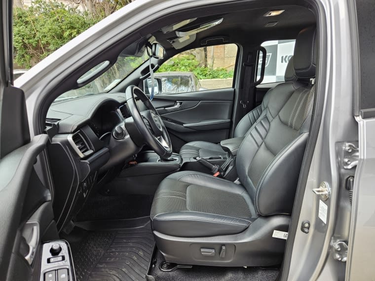 Mazda Bt-50 3.0 Dc High Plus At 4x4 Diesel año 2025