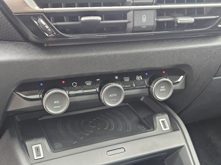 Citroen C-4 1.5 Bluehdi 130 S&s Eat8 Shine At año 2025