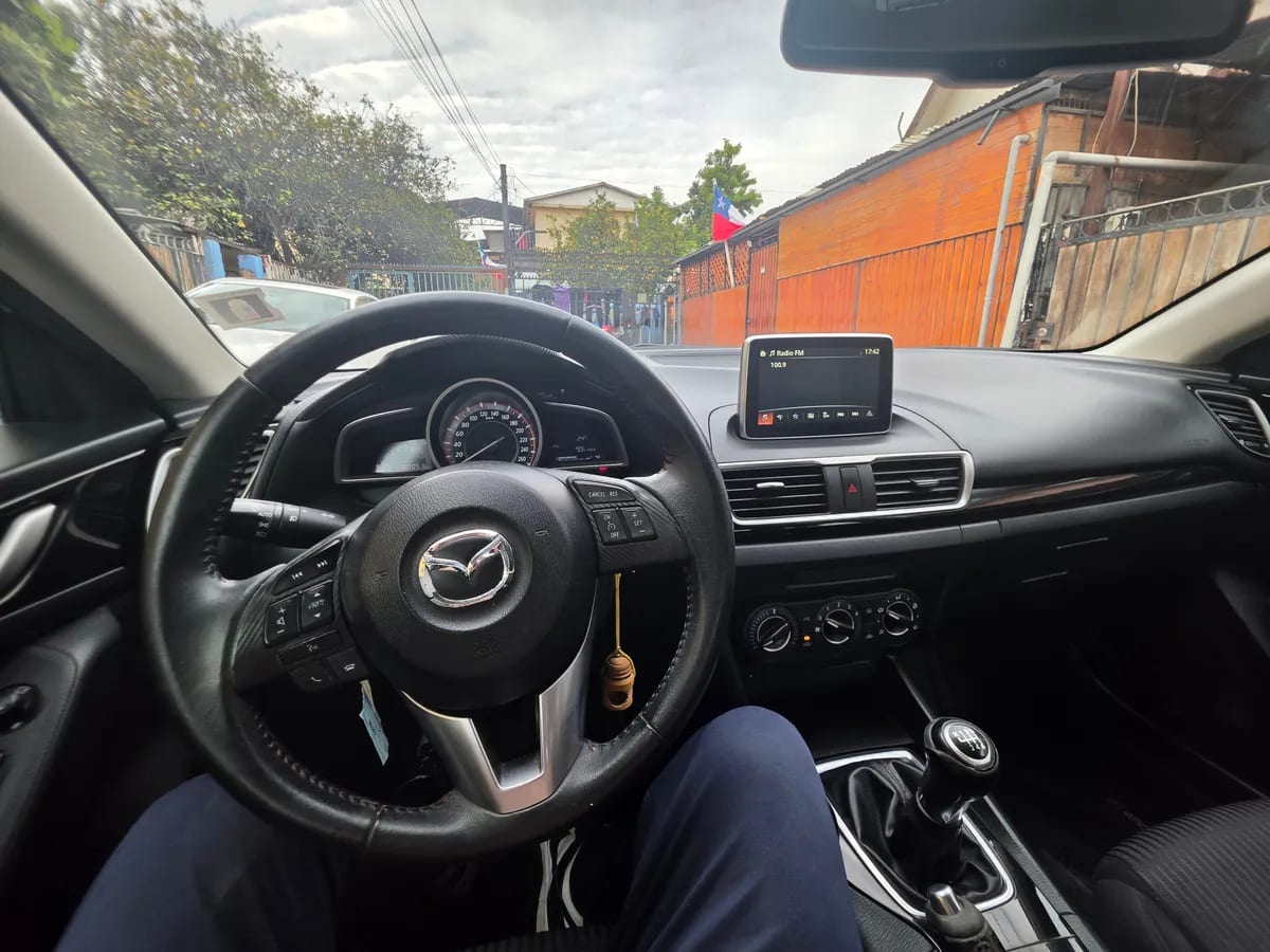 MAZDA MAZDA3 2.0 Sport Gt Sr Cuero At año 2015