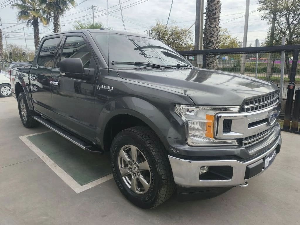 Ford F-150 Xlt 4x4 5.0 año 2021