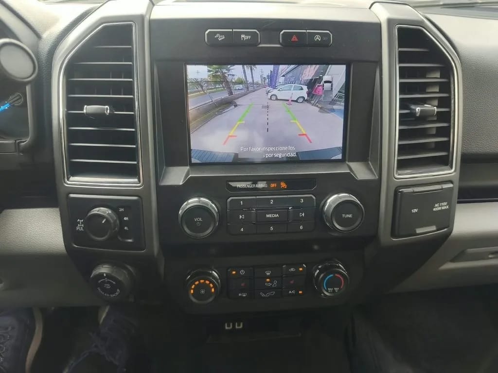 Ford F-150 Xlt 4x4 5.0 año 2021