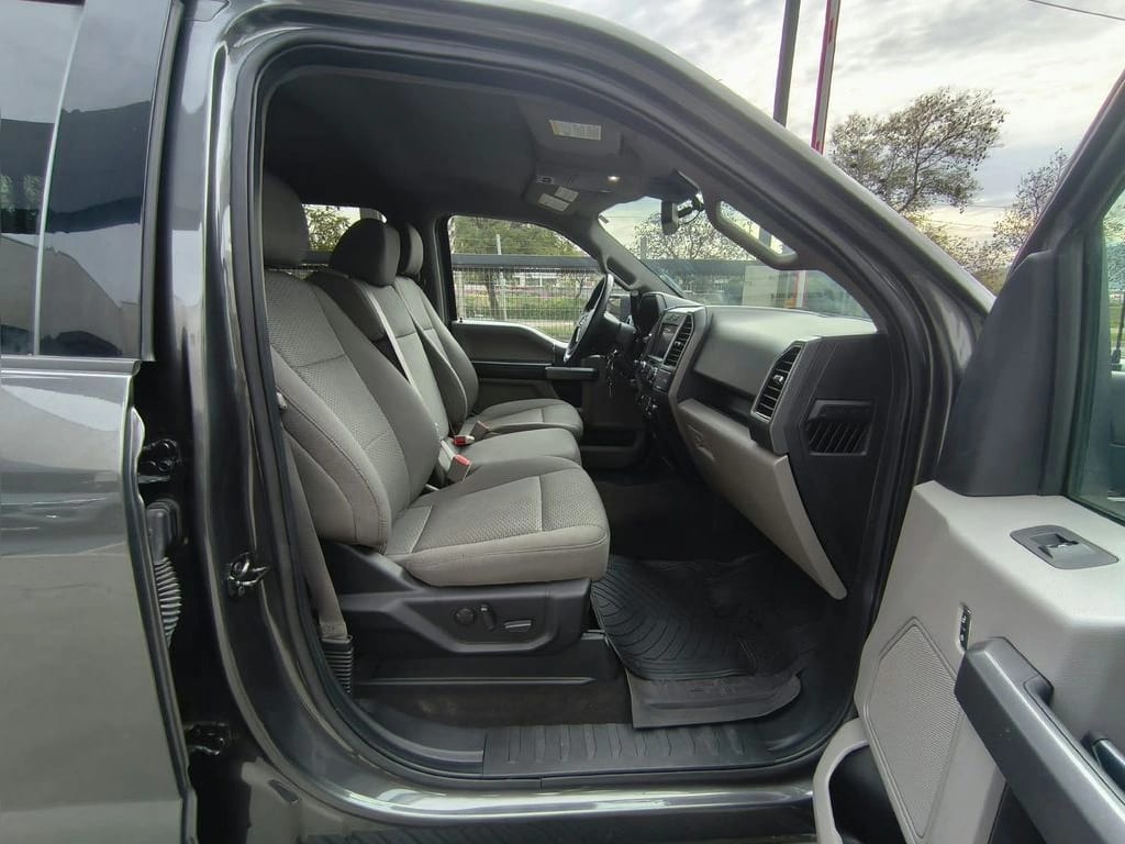 Ford F-150 Xlt 4x4 5.0 año 2021