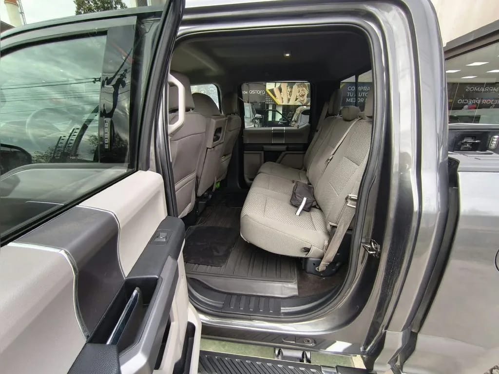 Ford F-150 Xlt 4x4 5.0 año 2021